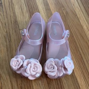 Mini Melissa size 9 toddler